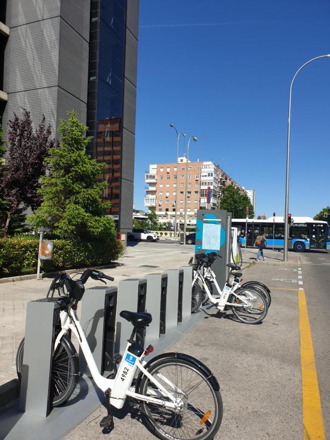 Bonito Apto Cinco Torres Plaza Castilla Μαδρίτη Εξωτερικό φωτογραφία