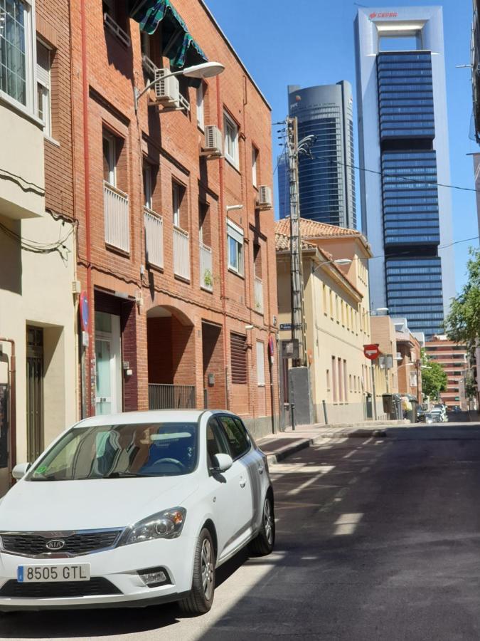 Bonito Apto Cinco Torres Plaza Castilla Μαδρίτη Εξωτερικό φωτογραφία