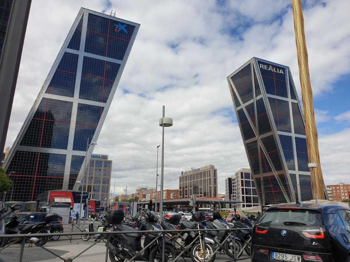 Bonito Apto Cinco Torres Plaza Castilla Μαδρίτη Εξωτερικό φωτογραφία